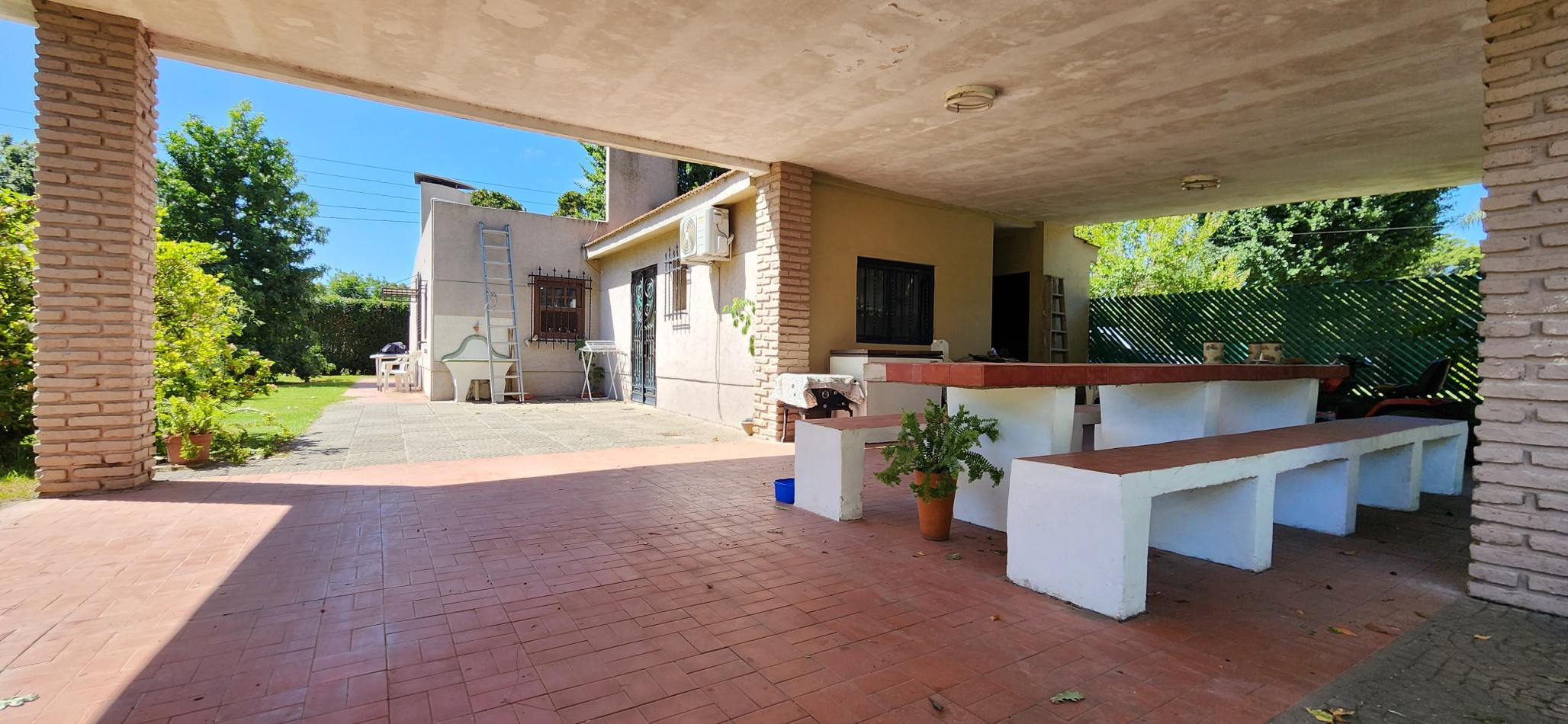 QUINTA EN 20 DE JUNIO SITUADA EN UNA UBICACION IDEAL 