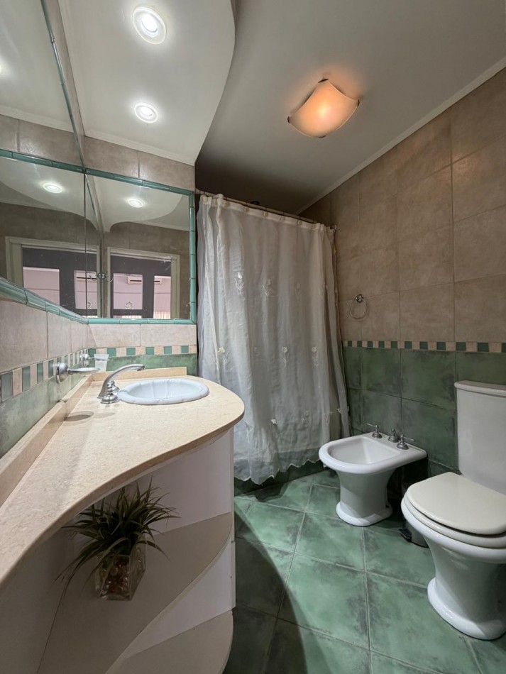 VIVIENDA UBICADA EN PLENO CENTRO DE PONTEVEDRA QUE OFRECE COMODIDAD Y CONFORT.