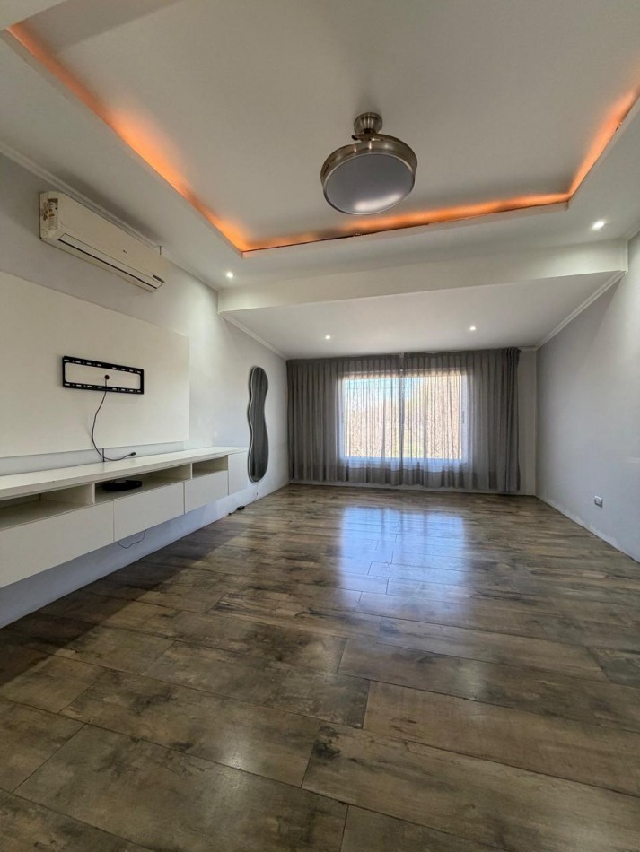 VIVIENDA UBICADA EN PLENO CENTRO DE PONTEVEDRA QUE OFRECE COMODIDAD Y CONFORT.