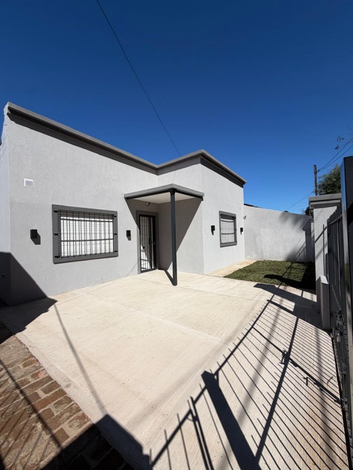 EXCLUSIVA VIVIENDA DE ESTETICA MODERNA EN EL CENTRO DE PONTEVEDRA.