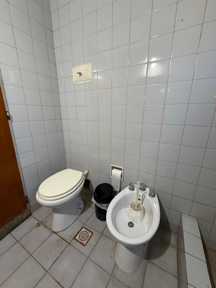 EXCLUSIVA QUINTA DE 2.576 M² CON SALIDA A DOS CALLES