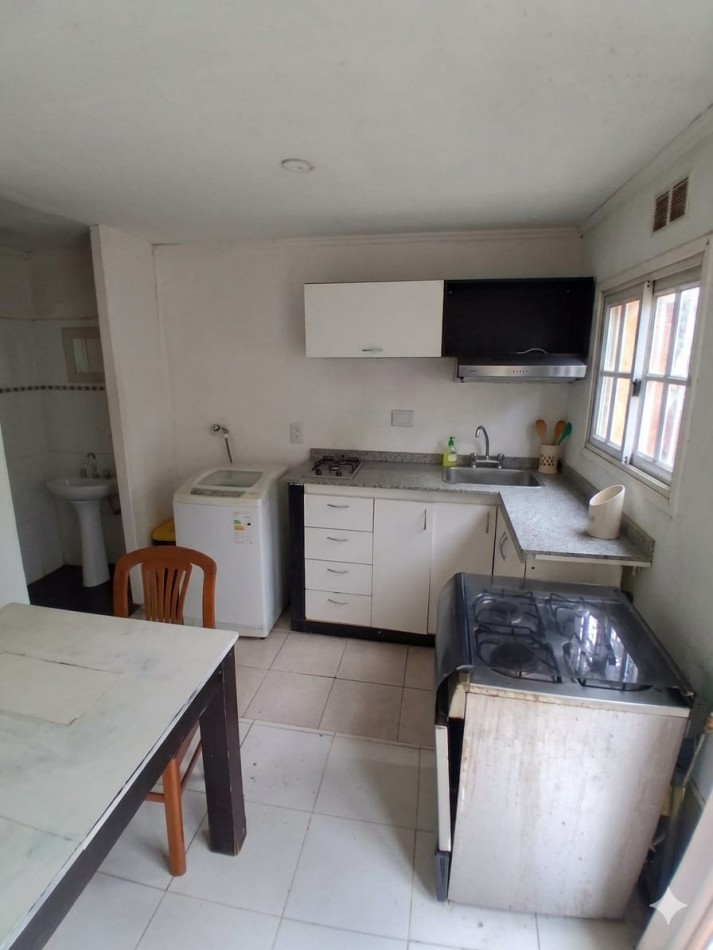  ¡OPORTUNIDAD EN PONTEVEDRA CENTRO! CASA EN 2 PLANTAS ¡APTA CREDITO!